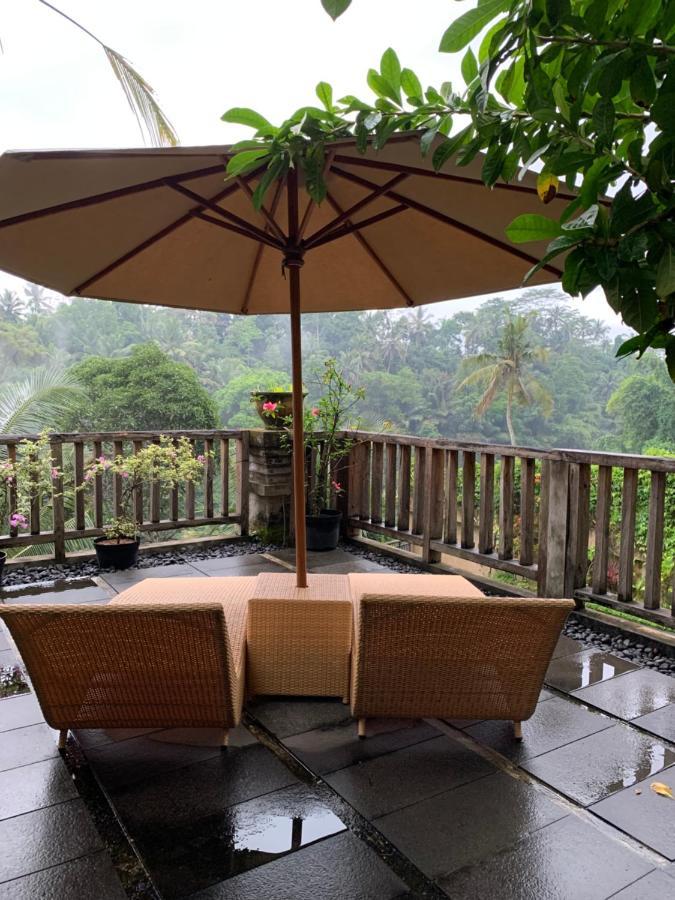 Ubud Paras Villa Exterior foto